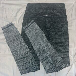 Small turquoise leggings
